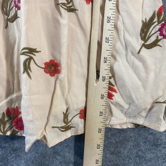 Lovers & Friends Dress Small Beige Embroidered Rose Floral V-Neck Short Sleeve - Picture 7 of 12